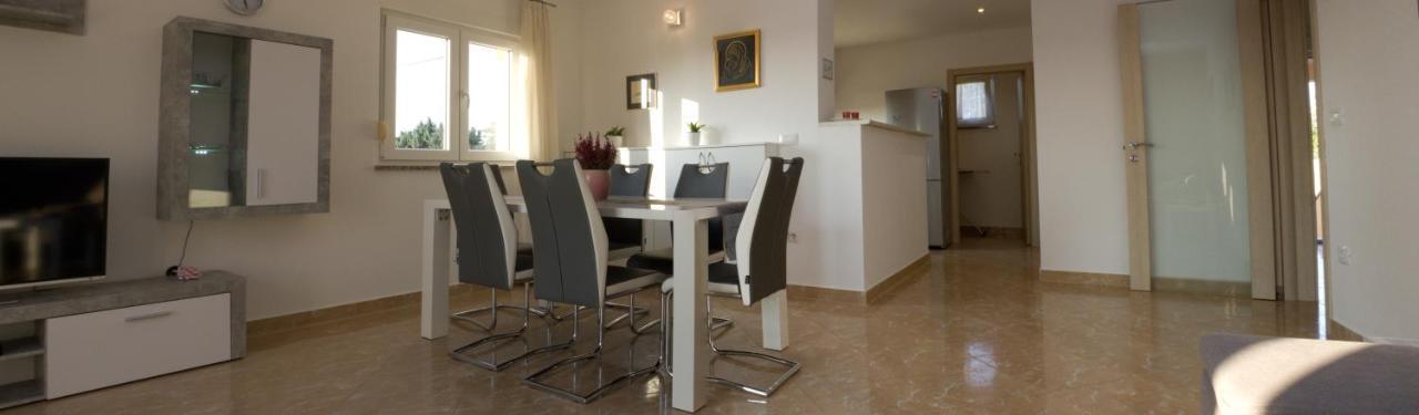 Apartma App Krase